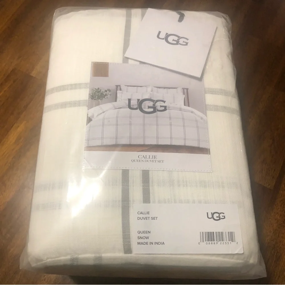 NEW $248 UGG® Callie Washed Yarn Dyed 3 Pc. Duvet Cover Set, Queen!